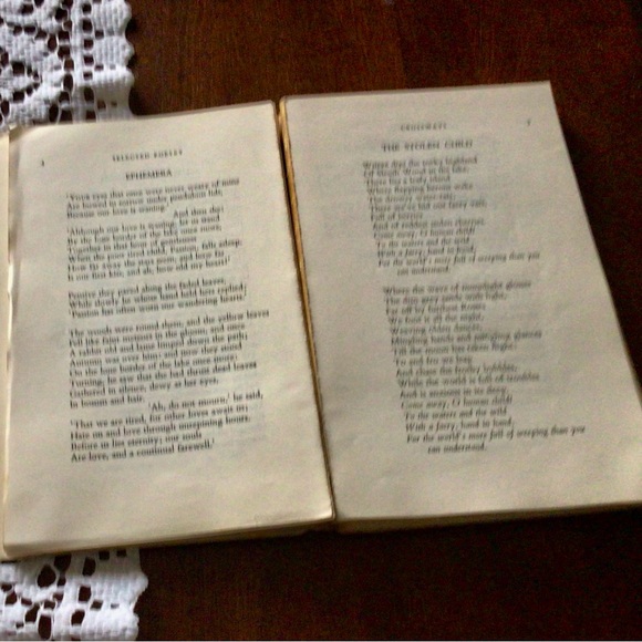 Yeats poetry Book - Picture 3 of 6